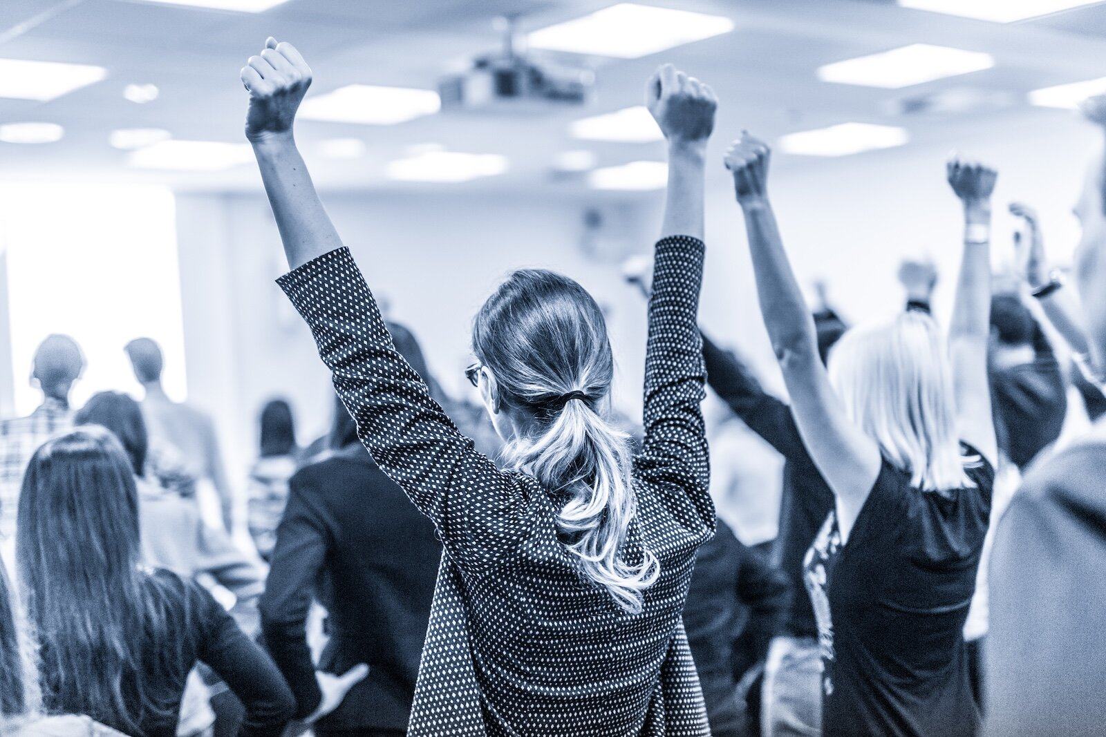 Tina Leann, The Sovereign Soul: Identity Coaching For Women Who Have Outgrown The Life They Built